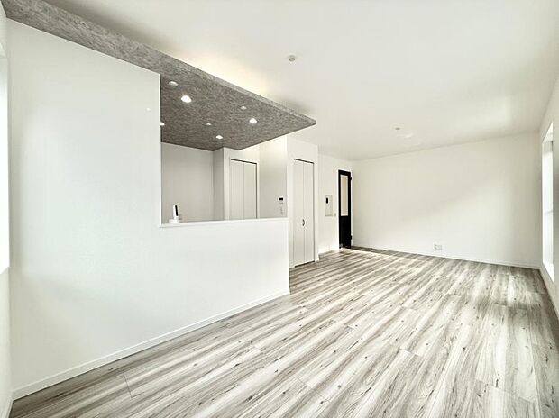 ■くつろぎと笑顔が集まる、心温まるリビング