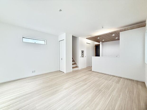 ■くつろぎと笑顔が集まる、心温まるリビング