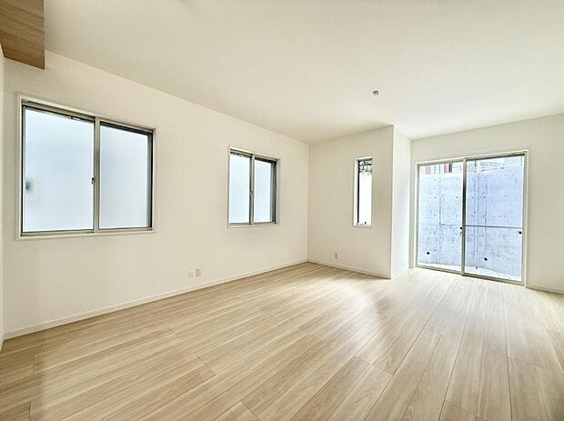 ■家族が自然と集まり、楽しい時間を過ごせるリビング