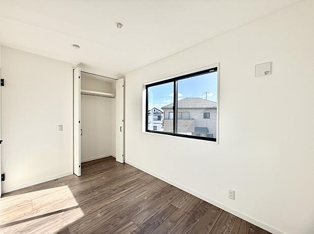 ■窓の配置や通気性の良い設計で部屋の空気がこもらず、常に新鮮な空気が流れます