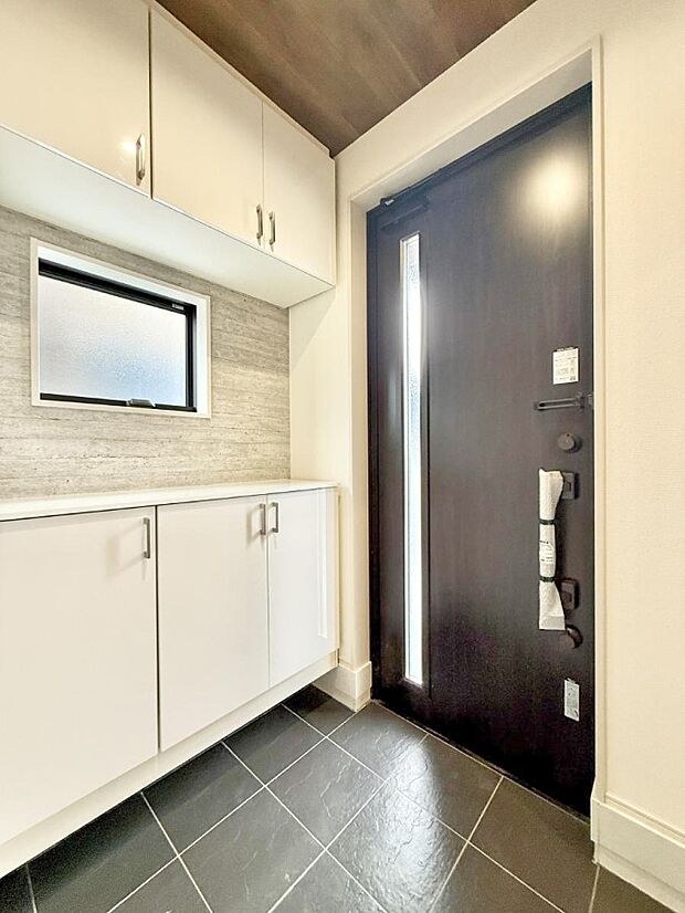 ■ シンプルで美しく、快適な暮らしの入り口