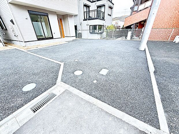 ■自宅にある駐車スペースなので安心ですね