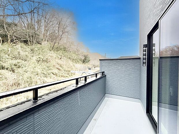 ■お洗濯物がよく乾く陽当たり良好のバルコニーです！  