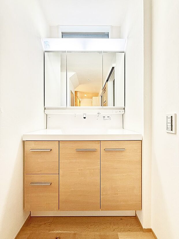■朝の準備がスムーズにできる広さです