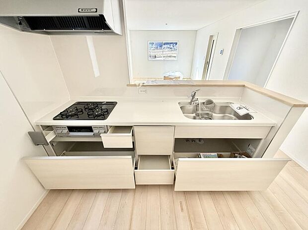 ■料理がもっと楽しくなる、快適なキッチン空間