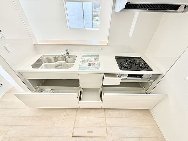 ■家族の絆を深める、温もりのあるキッチン