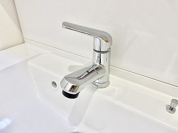 ■手洗いや顔を洗う時も快適に使える便利なシャワー