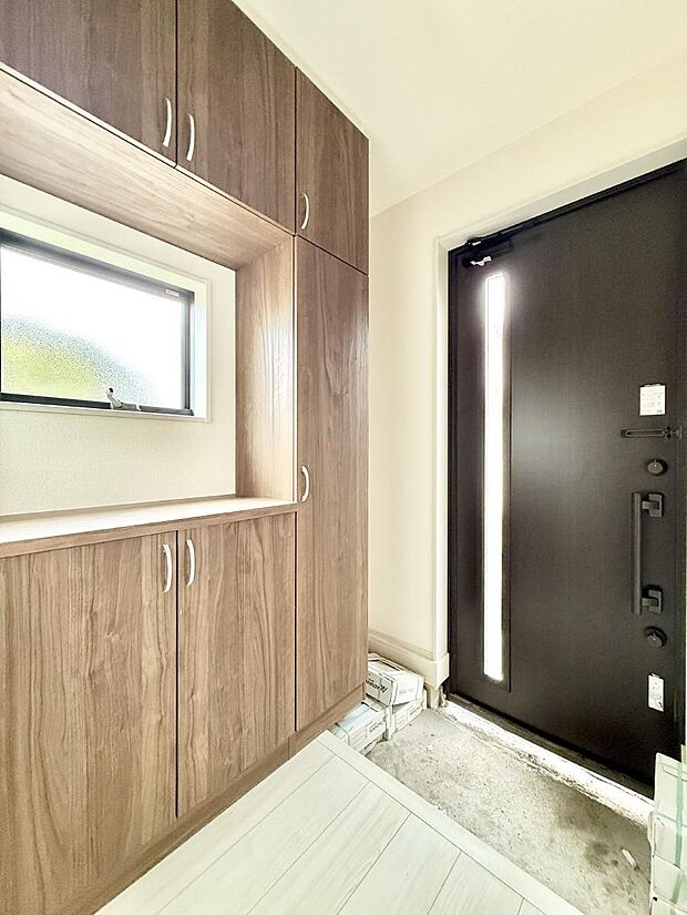 ■ ここから始まる一日、すっきり整った玄関