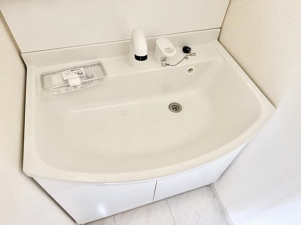 ■手洗いや顔を洗う時も快適に使える便利なシャワー