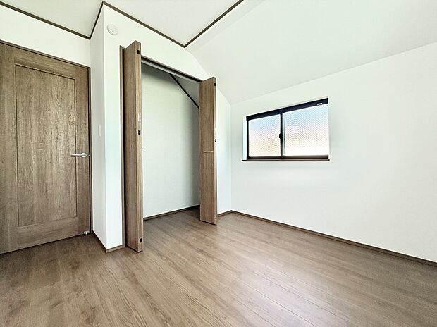 ■窓の配置や通気性の良い設計で部屋の空気がこもらず、常に新鮮な空気が流れます