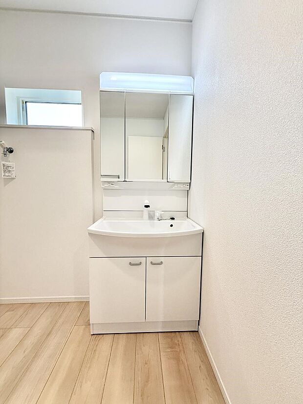 ■朝の準備がスムーズにできる広さです