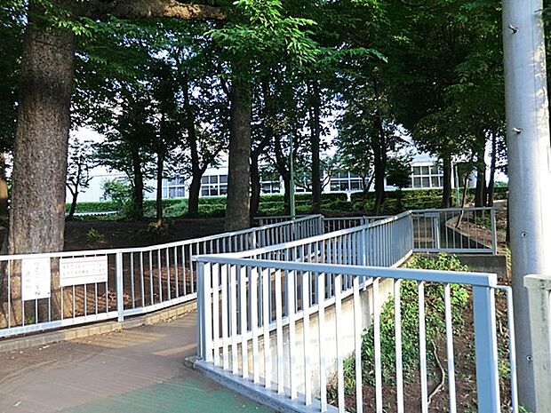 小学校 960m 相模原市立作の口小学校