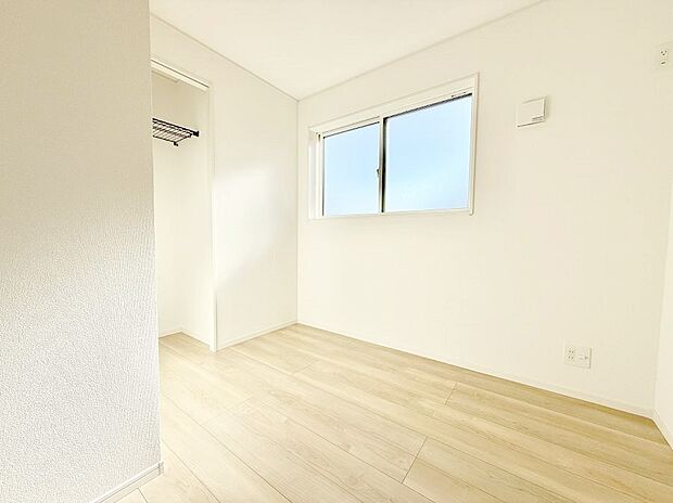 ■陽射しが差し込む暖かいお部屋