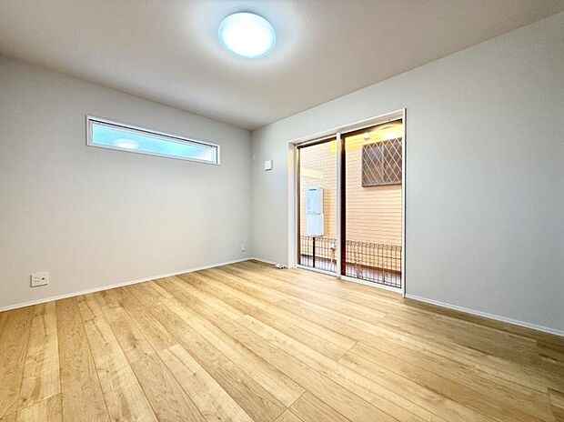 ■陽射しが差し込む暖かいお部屋  