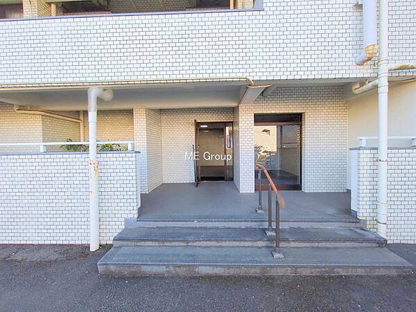 ■管理の行き届いたエントランスで安心して暮らせる環境です