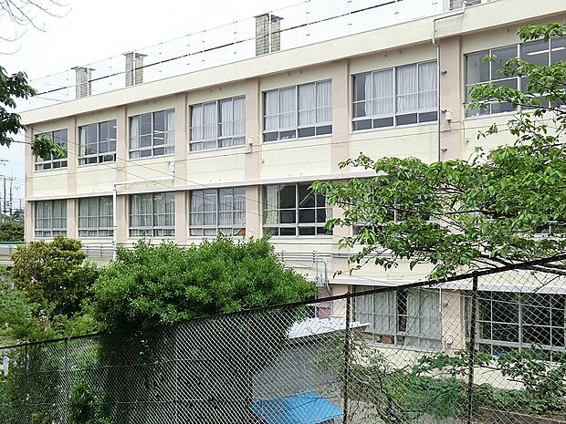 小学校 160m 逗子市立池子小学校