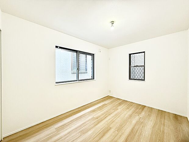 ■落ち着いた雰囲気のお部屋で心が安らぐ空間