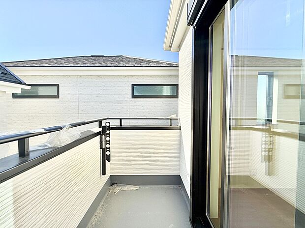 ■ 季節の移ろいを感じられる開放的な空間です