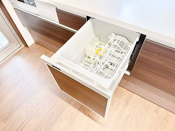 ■手間なく洗浄！食器をピカピカに仕上げてくれます