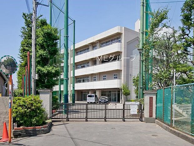 中学校 800m 横浜市立六角橋中学校