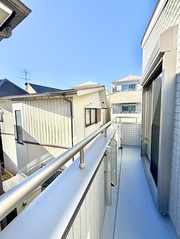 ■ 季節の移ろいを感じられる開放的な空間です