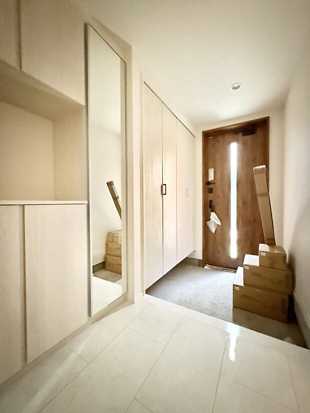 ■収納力の高いシューズボックス付! 玄関がキレイに片付きます!