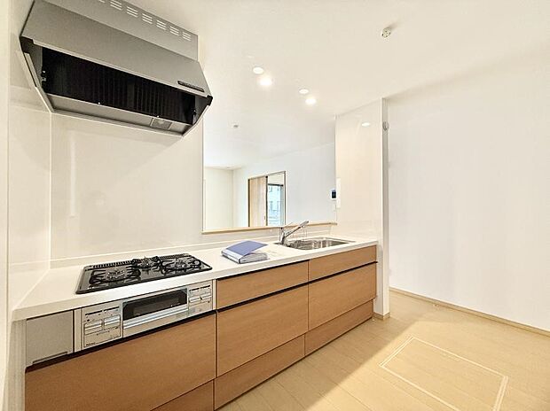 ■家族の絆を深める、温もりのあるキッチン