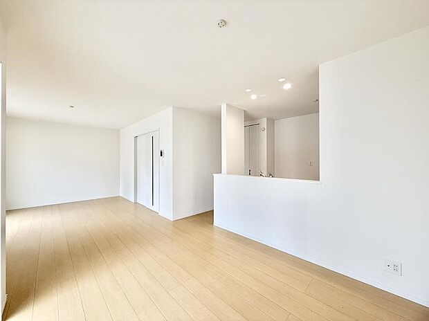 広々とした開放感あふれるリビングです