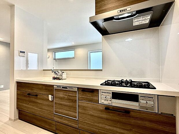 ■家族の絆を深める、温もりのあるキッチン