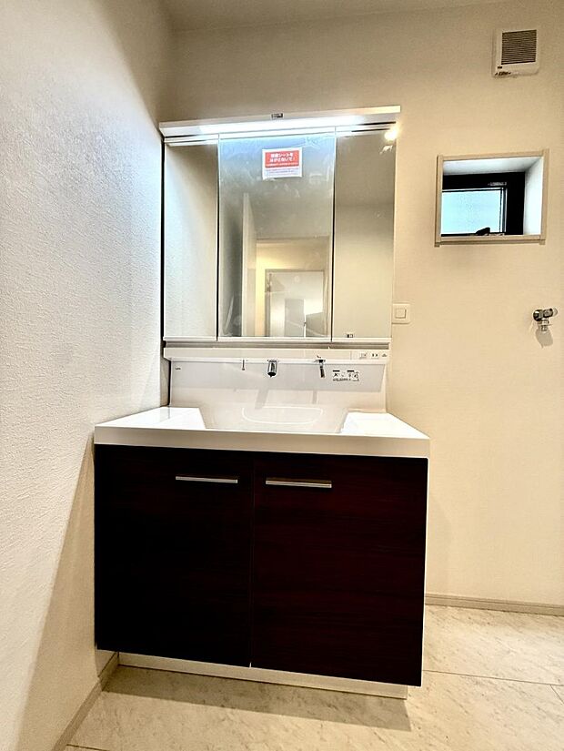 ■朝の準備がスムーズにできる広さです