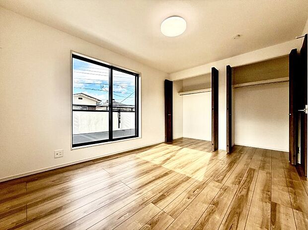 ■大きな収納で荷物がスッキリ片付きます