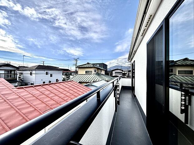 ■ 朝のコーヒーや夜の星空を楽しむ、癒しの場所