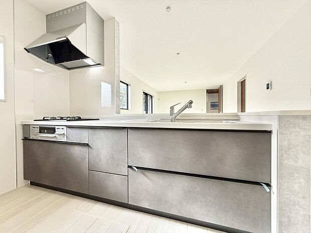 ■美味しい時間が生まれる、笑顔あふれるキッチン