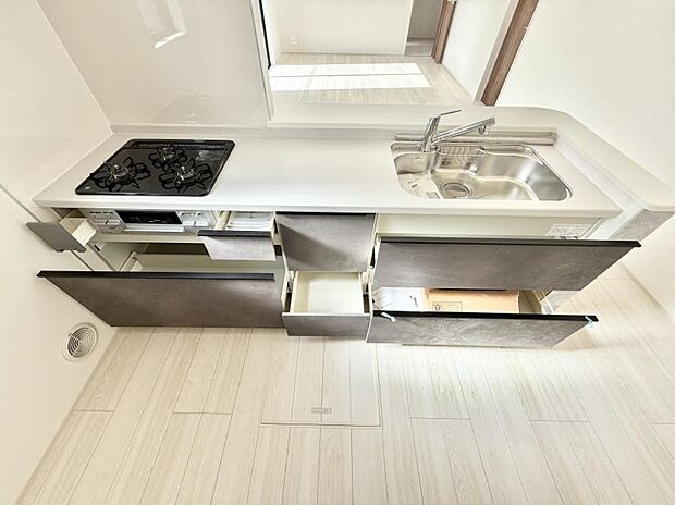 ■料理がもっと楽しくなる、快適なキッチン空間