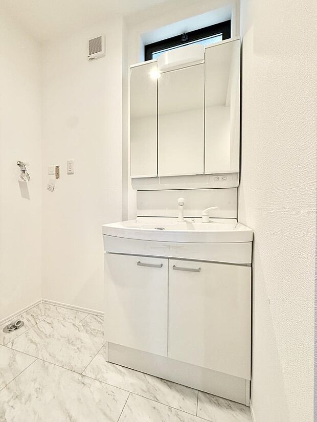 ■朝の準備がスムーズにできる広さです