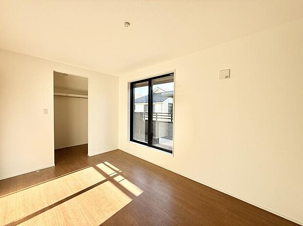 ■落ち着いた色合いのお部屋で穏やかな時間を楽しめます