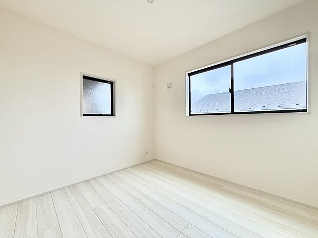■落ち着いた雰囲気のお部屋で心が安らぐ空間