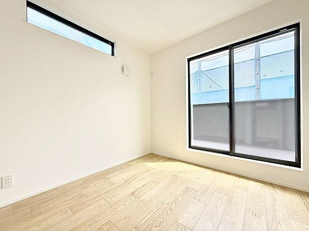 2号棟 ■落ち着いた色合いのお部屋で穏やかな時間を楽しめます