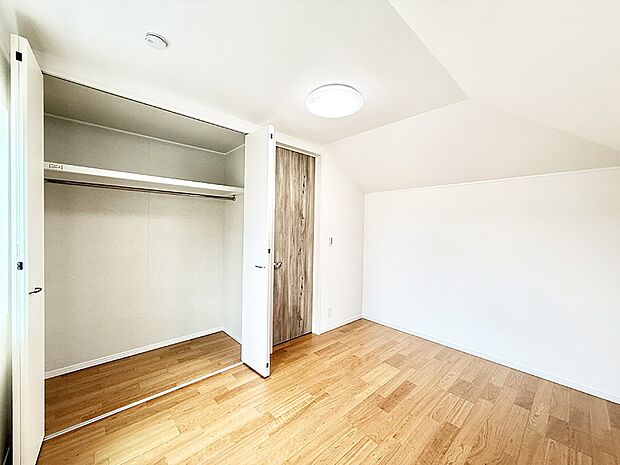 ■落ち着いた雰囲気のお部屋で心が安らぐ空間