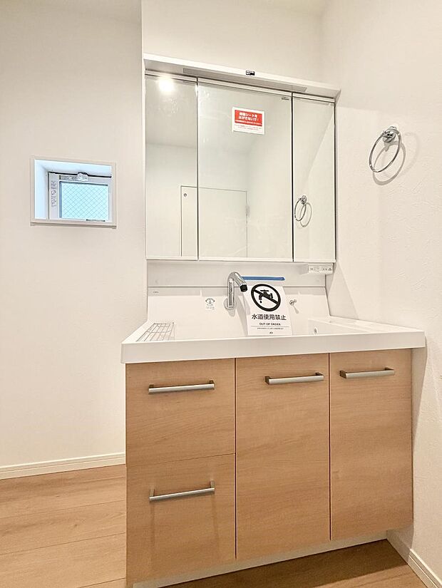 お洒落で清潔感のある洗面所です!