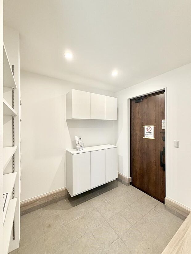 広々、綺麗な玄関でお客様をお出迎え!