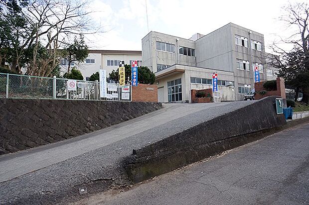 中学校 2730m 小田原市立橘中学校