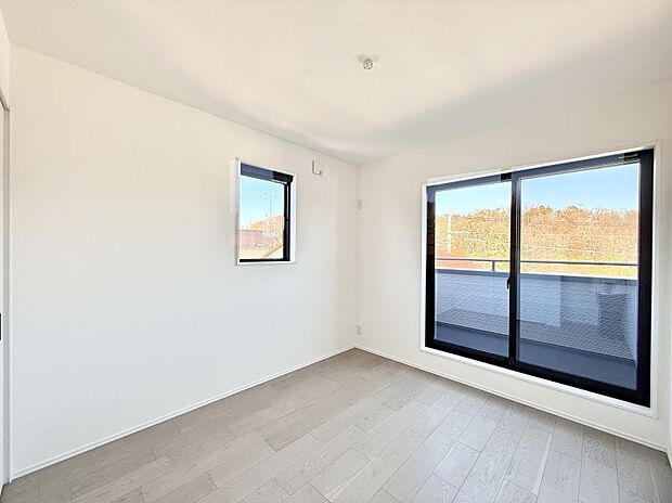 ■落ち着いた雰囲気のお部屋で心が安らぐ空間