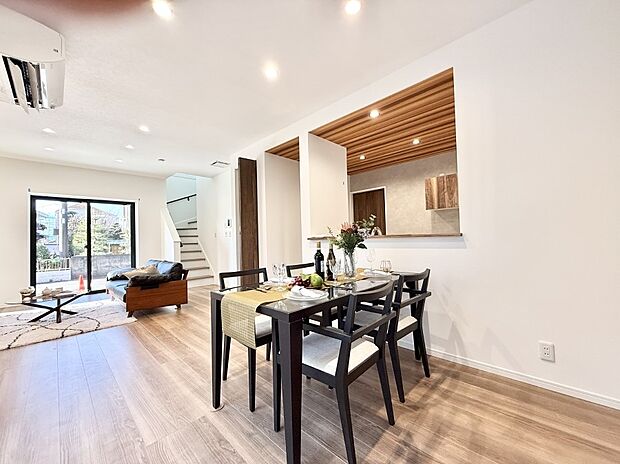 ■心落ち着く場所、ゆったり過ごせるリビング