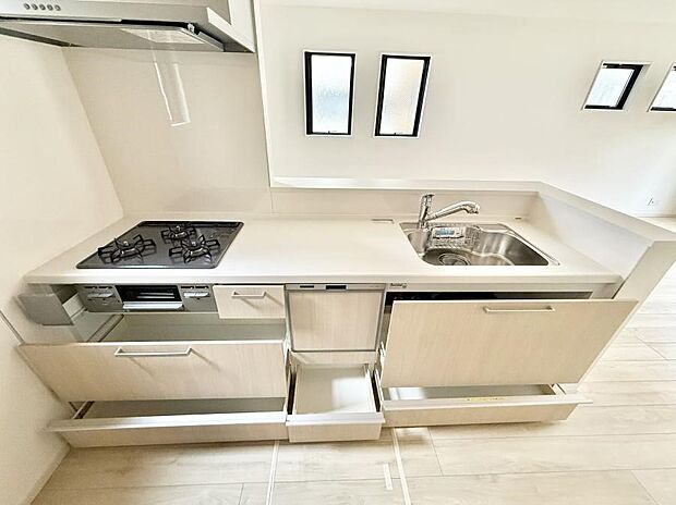 ■料理がもっと楽しくなる、快適なキッチン空間