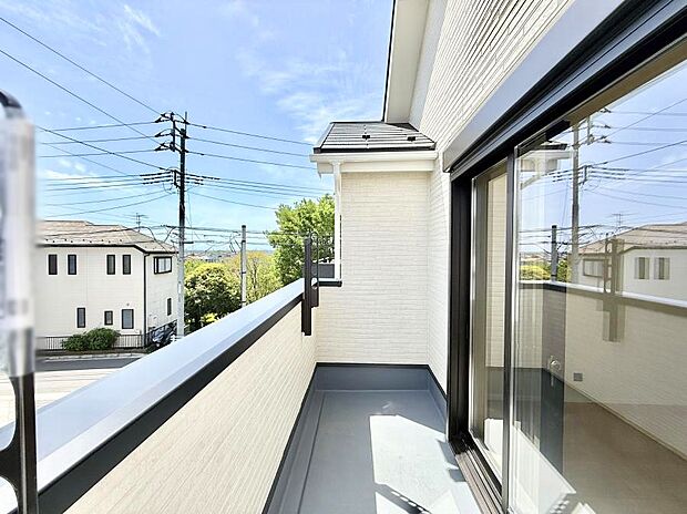 3号棟 ■ 朝のコーヒーや夜の星空を楽しむ、癒しの場所