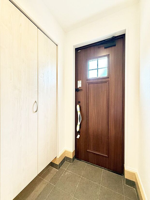 1号棟 ■玄関はお家の顔!おしゃれな玄関でお客様をお迎え!