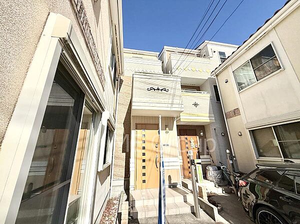 ■家族が笑顔で集まる温かな住まい