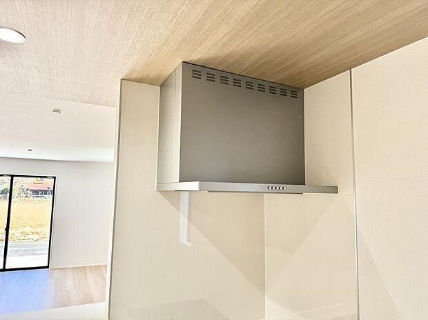 ■調理時の蒸気や匂いが換気扇に誘導され、効率的に排煙ができます。