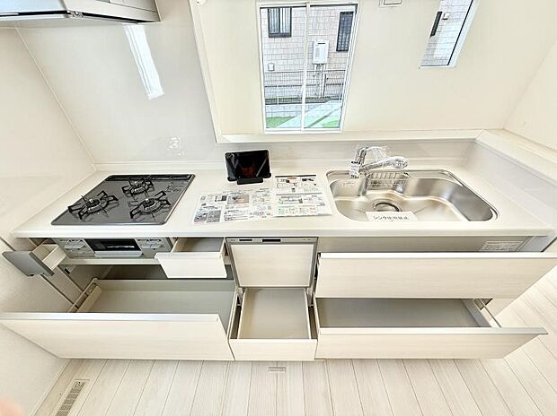 ■料理がもっと楽しくなる、快適なキッチン空間